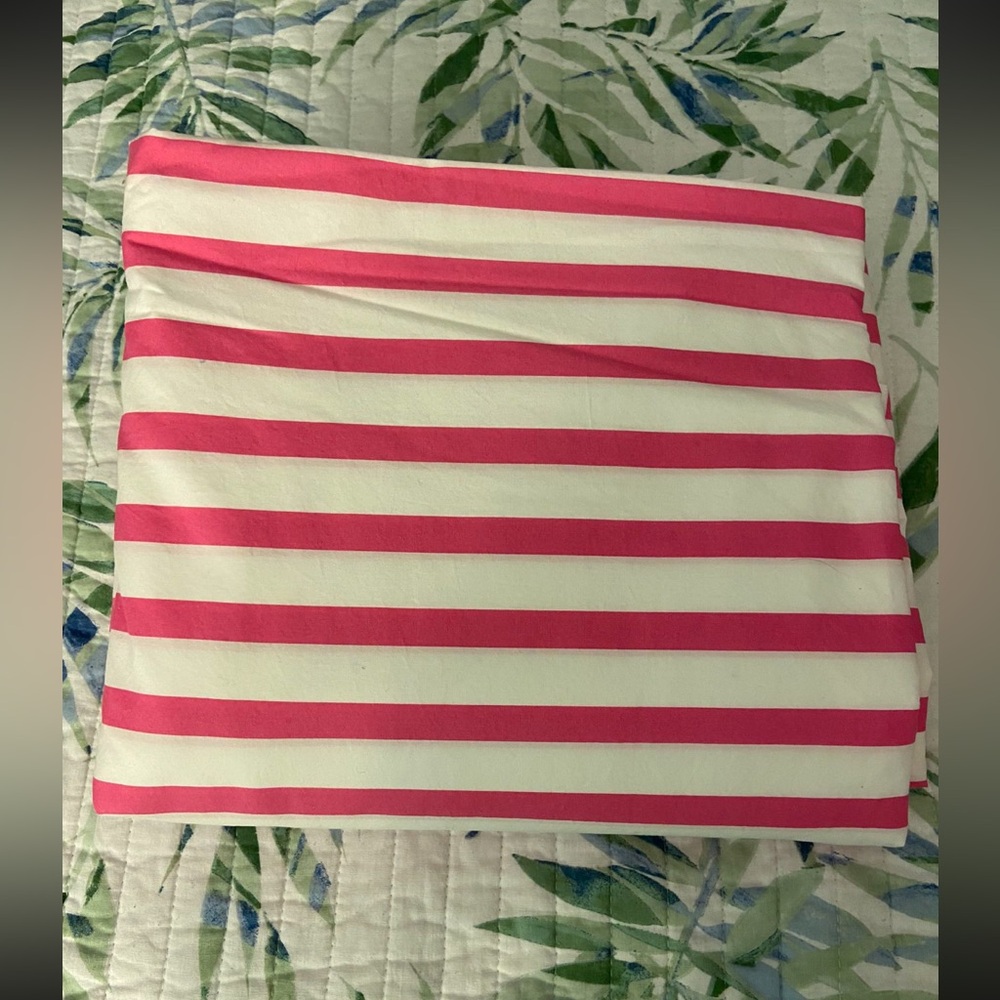 Pottery Barn  Duvet Cover Bright Pink & White Stripe Full/Queen Reversible